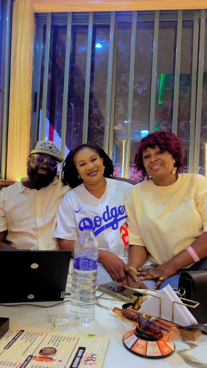 Three Command Ojo classmates at a restaurant table together